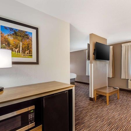Quality Inn Asheboro South Екстер'єр фото