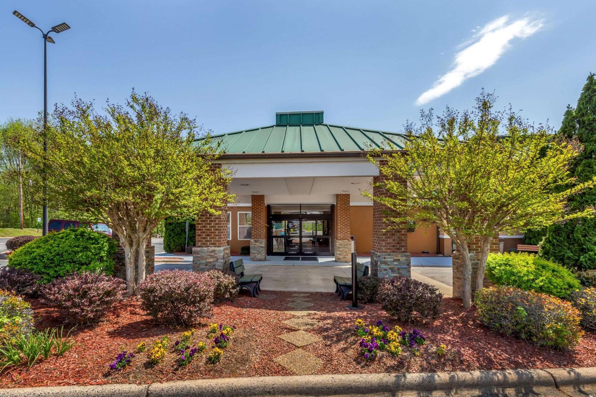 Quality Inn Asheboro South Екстер'єр фото