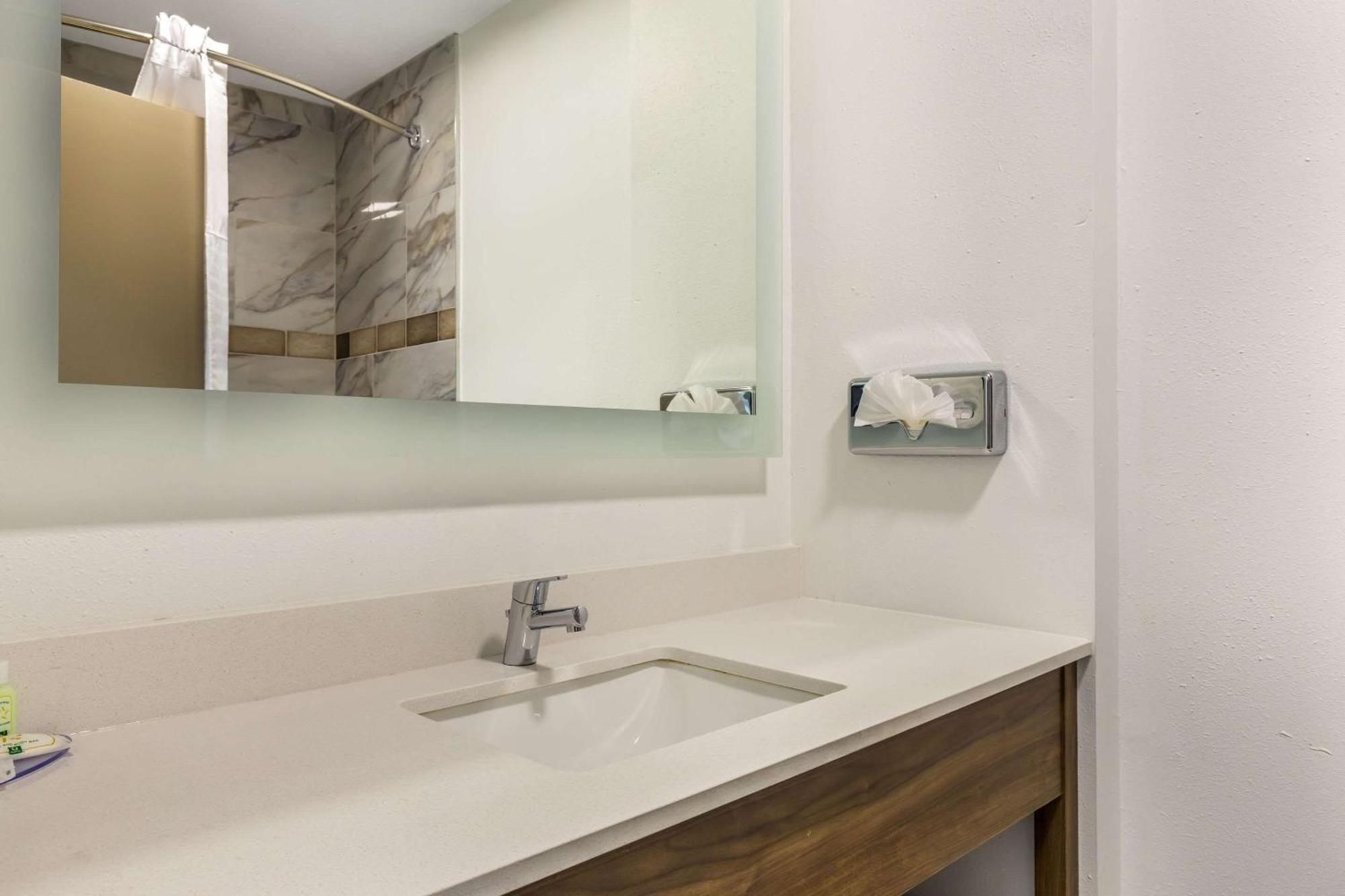 Quality Inn Asheboro South Екстер'єр фото